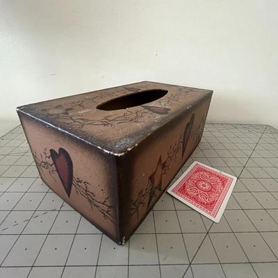 Tissue Box, Wall Decor Board & Artificial Flowers Bunch