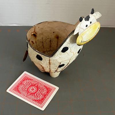 2 Figurines, Bird House & Home Decor Art
