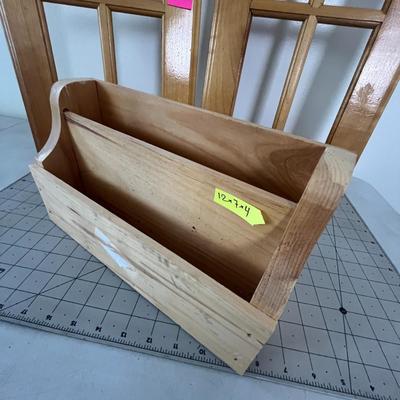 Window Frame & Desk Organizer