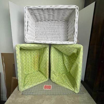 Set of 3 White Wicker Baskets