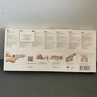UGears Gun Kit Wolf-01 Handgun Mechanical Models