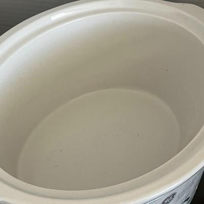 GE 5 Quart/4.8 Litres Oval Crock Pot & Insulated Carrier
