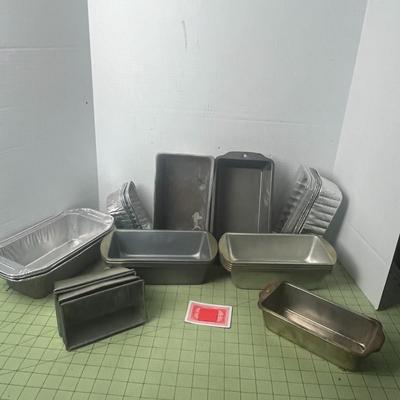 Pack of Baking Pans & Containers