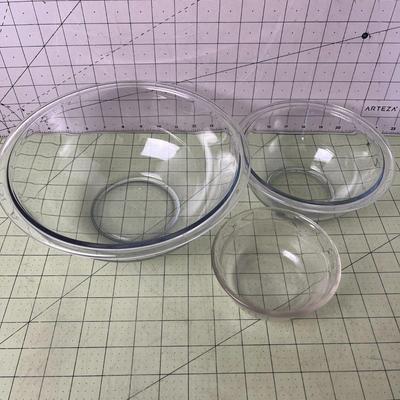 3 Pyrex Bowls