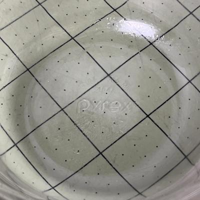 3 Pyrex Bowls