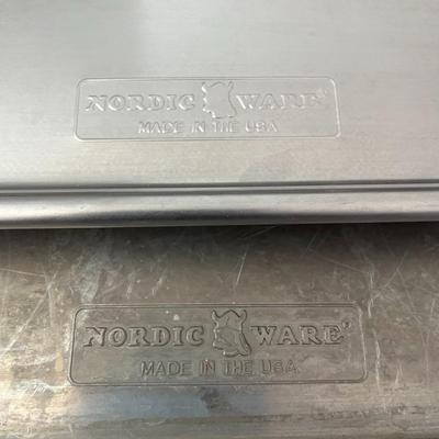 Nordic Ware Square Bakeware Roasting Tray Set