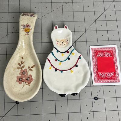 Plates & Spoon Holder Set