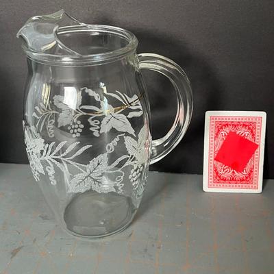 Set of 3 Pitchers