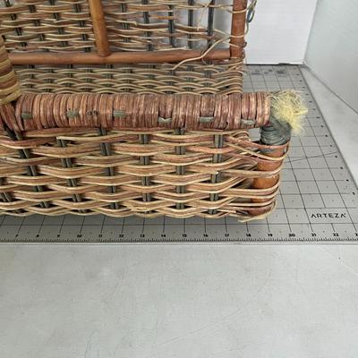 Rattan Logs Holder