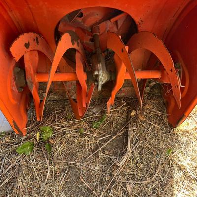 MTD Yard Machines Snowblower