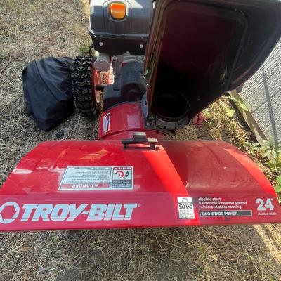 Troy-Bilt 24" Snowblower, great time to buy, during the off season!