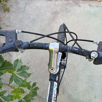 Huffy Caribou 18 Speed Bicycle