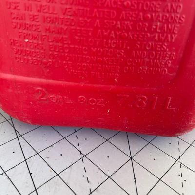 2 Sets of Gasoline Plastic Gas Can