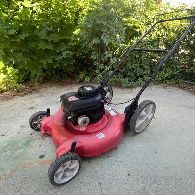 Briggs and Stratton Lawn Mower
