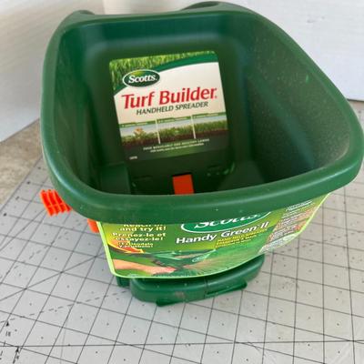 Scotts Turf Builder Hand Held Grass Seed Spreader with Garden Watering Can