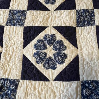 Multi Design Patchwork Handcrafted Quilts