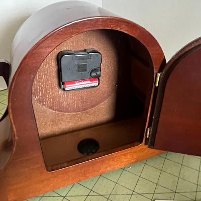 Quartz Wooden Table Clock