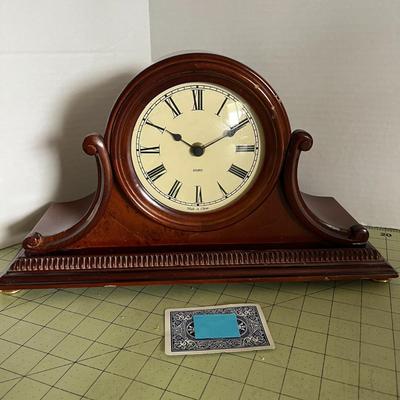 Quartz Wooden Table Clock
