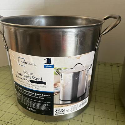 Presto Pressure Canner and Cooker with Mainstays 8-Quart Stainless Steel Stock Pot