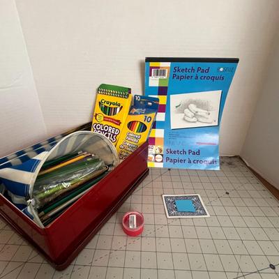 Art Supplies Set