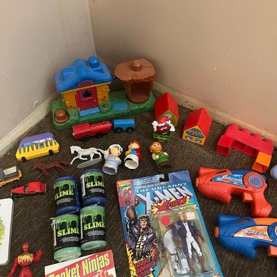 Miscellaneous Toy Set