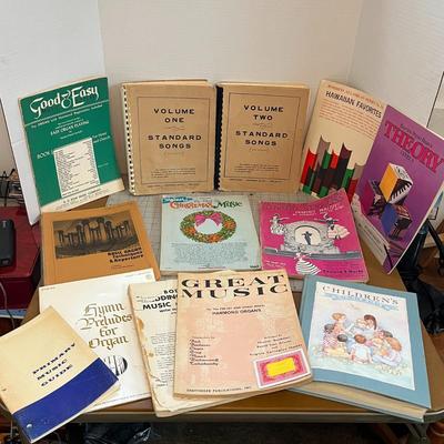 Miscellaneous Music Books ( some Vintage)