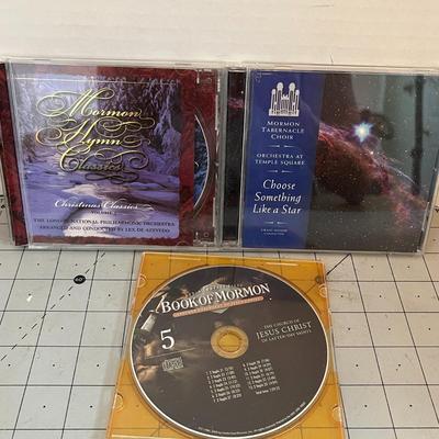 Lot of 12 Music / Holiday CD'S
