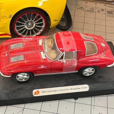 Bright R/C Corvette C6R - untested with no battery; and Small Size Car