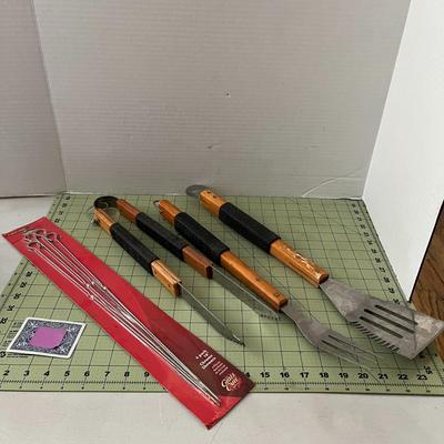 Nexgrill Grill Tool Set With Metal Skewers