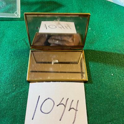 Vintage Compact
