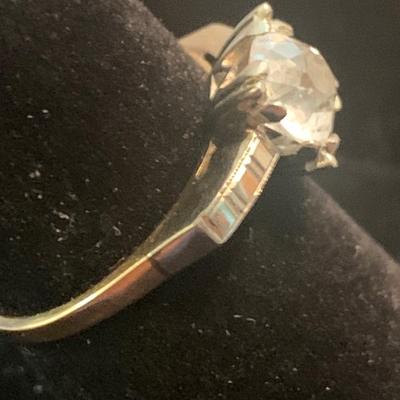 14k Gold Diamond Ring