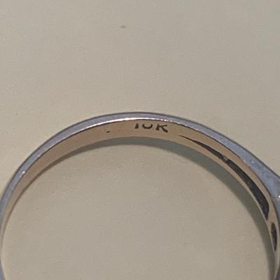 10k Gold Estate Ring