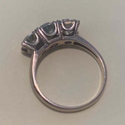 10k Gold Estate Ring