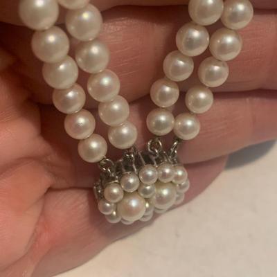 Matching Pearl Necklace & Bracelet w/14k White Gold