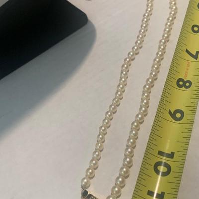 22” Pearl Necklace 14k Yellow Gold Clasp