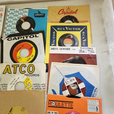 Collection of 45 RPM Records Beatles, Elvis Bobby Vee, Jan & Dean, Jukebox