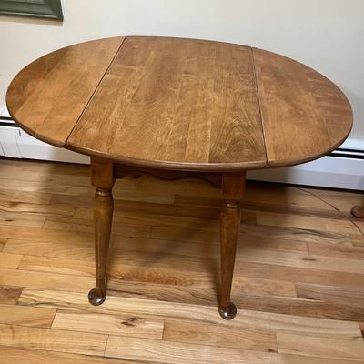 Pair of Maple Drop Leaf Side Tables (LR-MG)
