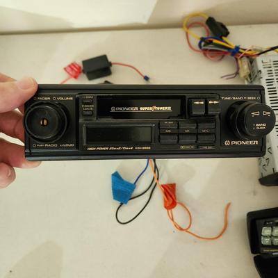 Vintage Car Radios Alpine CD Receiver CDM-7874 Pioneer Super Tuner III KEH-8686