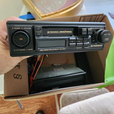 Vintage Car Radios Alpine CD Receiver CDM-7874 Pioneer Super Tuner III KEH-8686