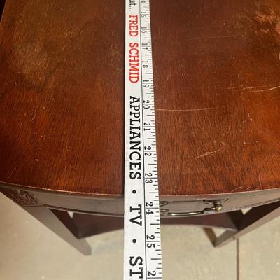 1940s Mahogany finish side table.