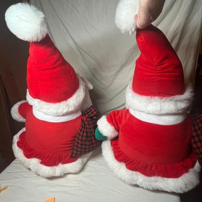 Plush Santas