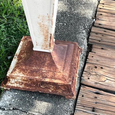 Antique White Destressed Cast Iron Bird Bath / Plant Stand ~ Heavy