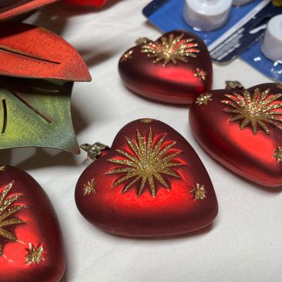 Big lot of Christmas decor
