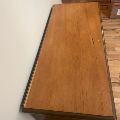 Wooden Storage Chest (H-MG)