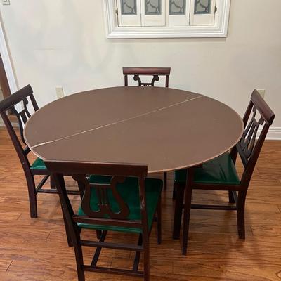 Wood Lyre Harp Table and 4 Folding Chairs With Round Table Topper
