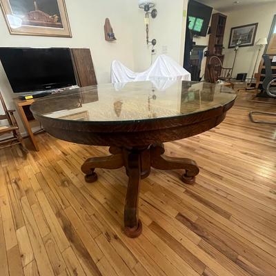 Pedestal Dining Room Table (DR-MG)
