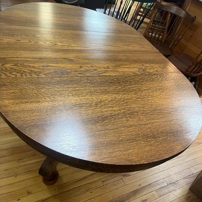 Pedestal Dining Room Table (DR-MG)