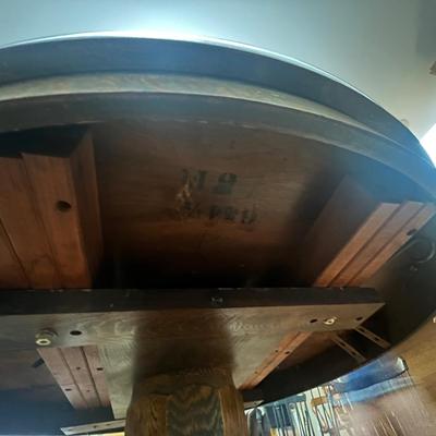Pedestal Dining Room Table (DR-MG)