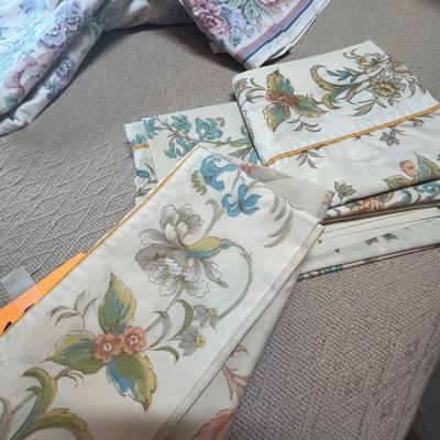 Queen Sheet set Floral