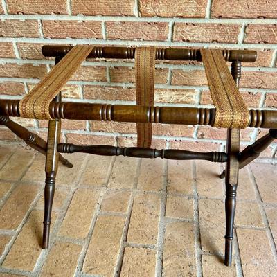 The Project Furniture Lot Of 5